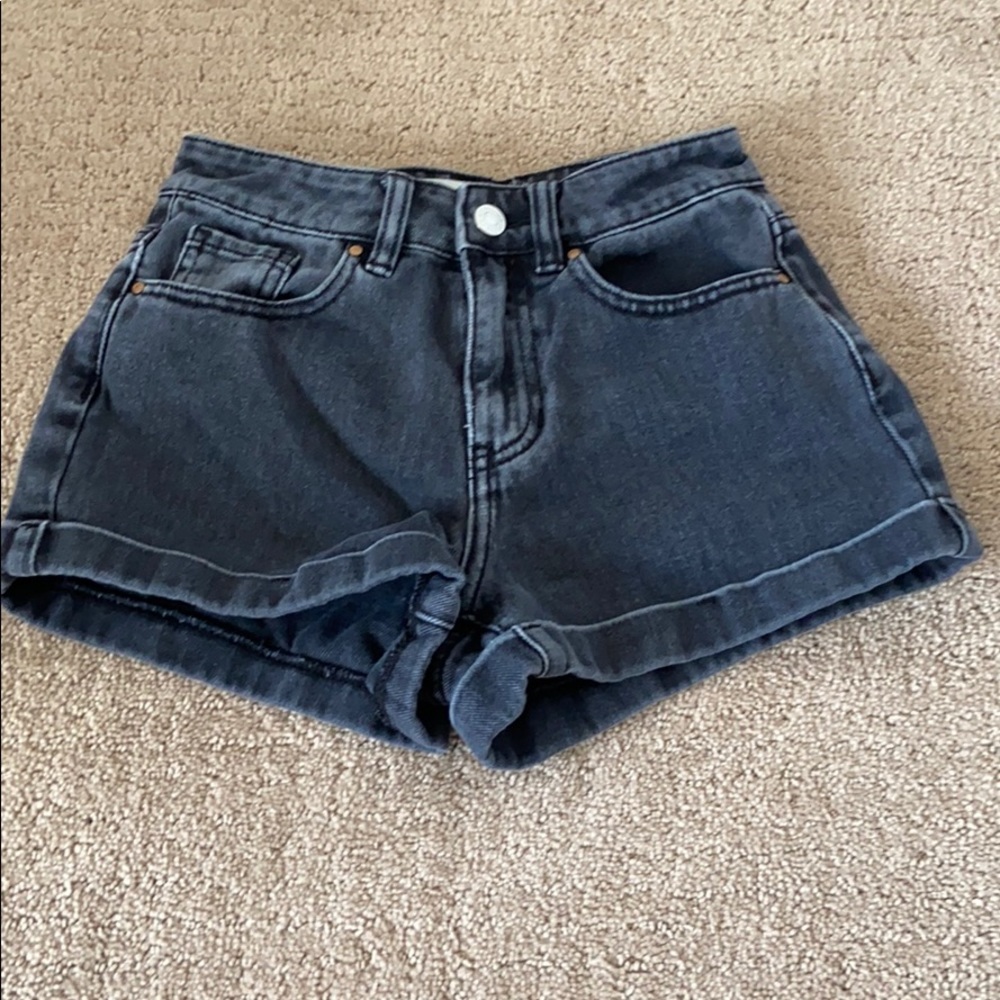 Black PacSun jean shorts